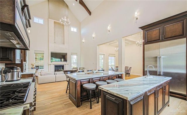 4835 Bryan Road, Palmhurst, TX 78573