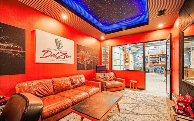 4835 Bryan Road, Palmhurst, TX 78573