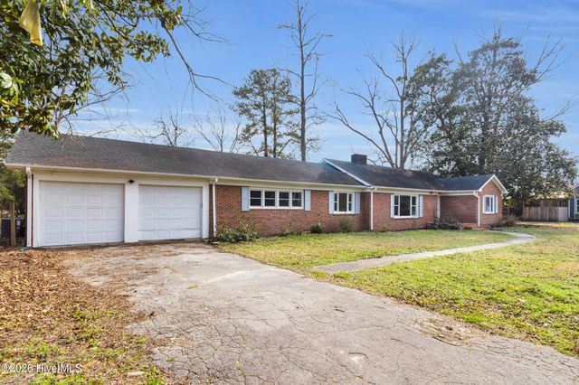 247 Farmlife Avenue, Vanceboro, NC 28586
