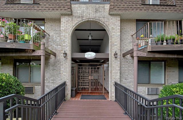 317 Kemey Cove 317, Briarcliff Manor, NY 10510