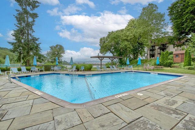 317 Kemey Cove 317, Briarcliff Manor, NY 10510