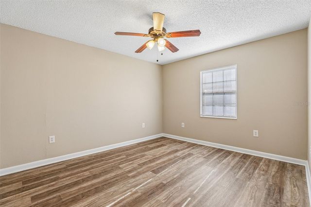 100 E OAK TERRACE DRIVE D2, Leesburg, FL 34748