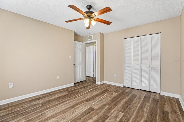100 E OAK TERRACE DRIVE D2, Leesburg, FL 34748