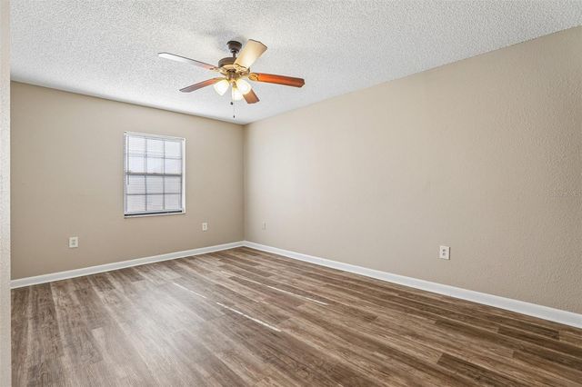 100 E OAK TERRACE DRIVE D2, Leesburg, FL 34748