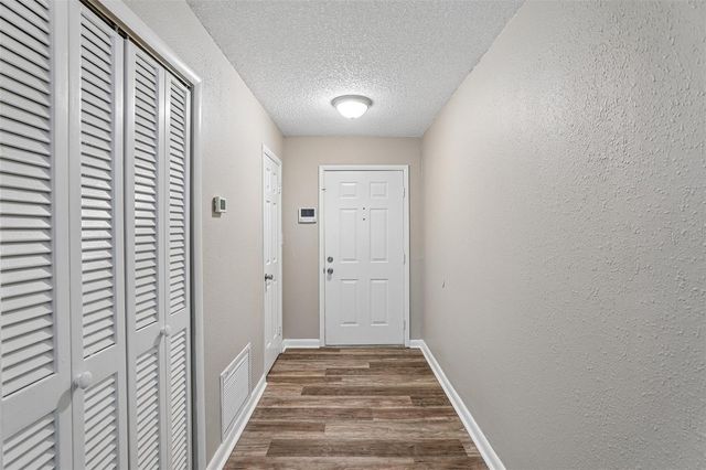 100 E OAK TERRACE DRIVE D2, Leesburg, FL 34748