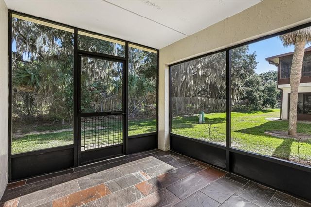 100 E OAK TERRACE DRIVE D2, Leesburg, FL 34748