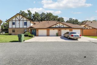 100 E OAK TERRACE DRIVE D2, Leesburg, FL 34748