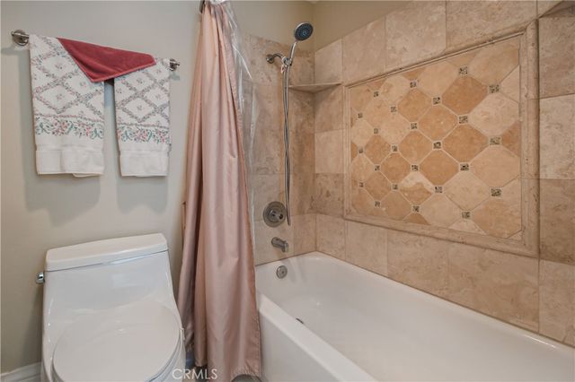 2445 Chandler 2, Simi Valley, CA 93065