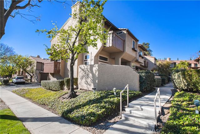 2445 Chandler 2, Simi Valley, CA 93065