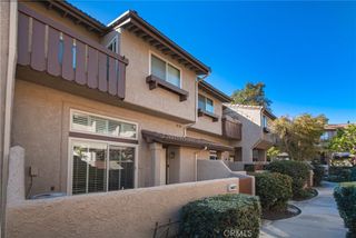 2445 Chandler 2, Simi Valley, CA 93065