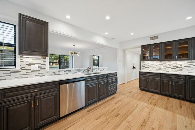7516 Morningside Drive, Houston, TX 77030