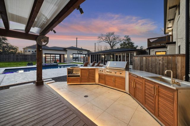 7516 Morningside Drive, Houston, TX 77030