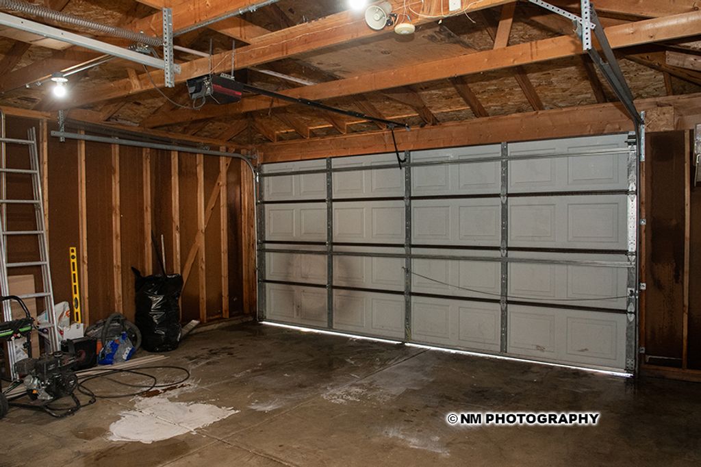Image 18 of property listing at 9540 S Bennett Avenue, Chicago, IL 60617