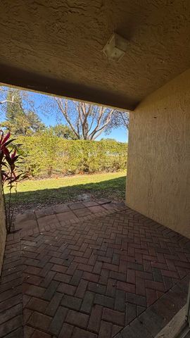 6422 Park Lake Circle, Boynton Beach, FL 33437