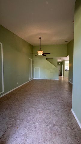 6422 Park Lake Circle, Boynton Beach, FL 33437