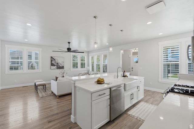 10779 S LAKE TERRACE AVE, South Jordan, UT 84009