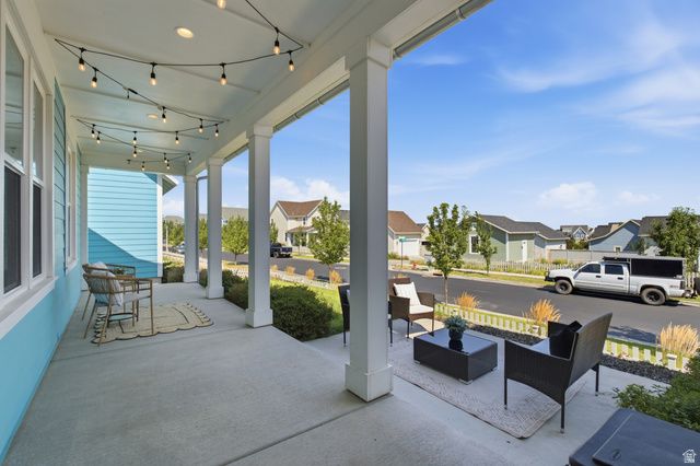10779 S LAKE TERRACE AVE, South Jordan, UT 84009