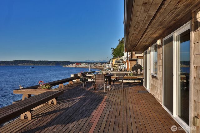 2151 Eastpoint Drive, Langley, WA 98260