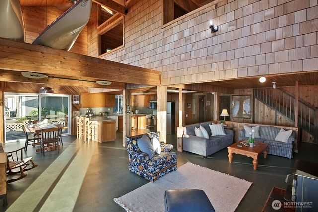 2151 Eastpoint Drive, Langley, WA 98260