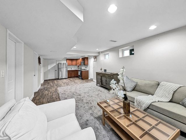 5603 NEWTON ST, Hyattsville, MD 20784