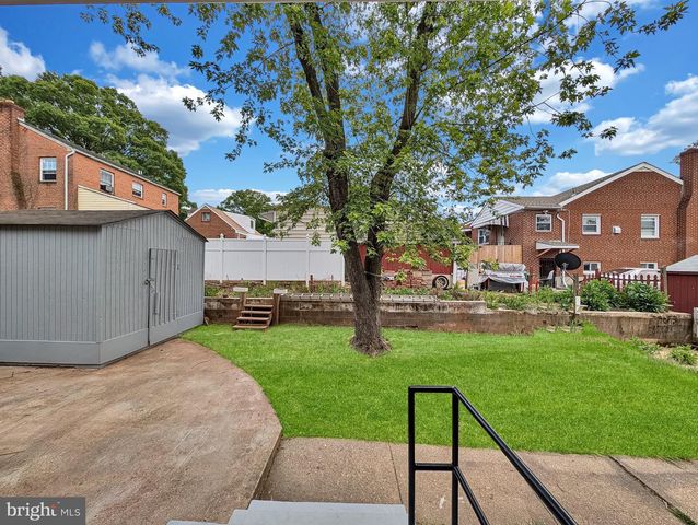 5603 NEWTON ST, Hyattsville, MD 20784