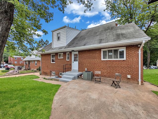5603 NEWTON ST, Hyattsville, MD 20784