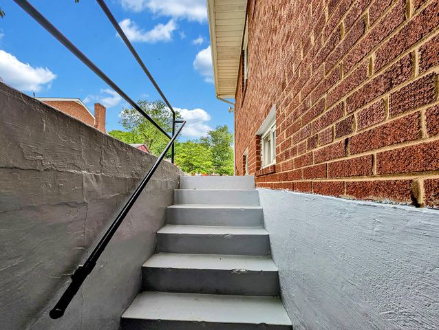 5603 NEWTON ST, Hyattsville, MD 20784