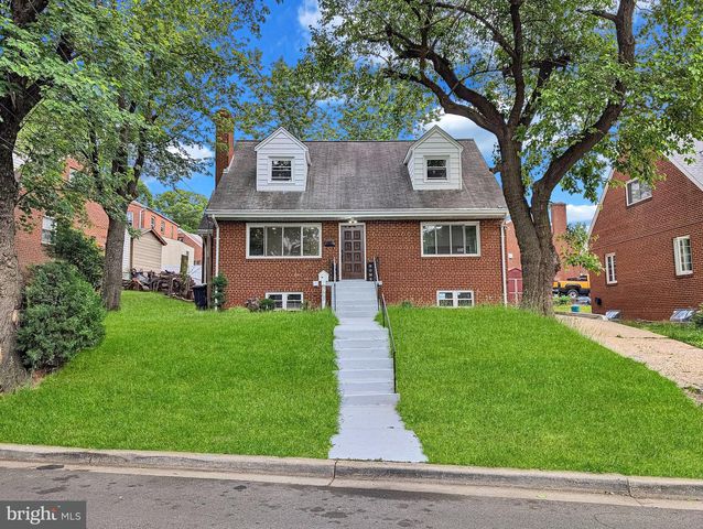 5603 NEWTON ST, Hyattsville, MD 20784