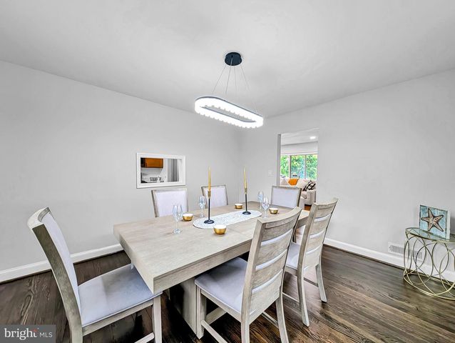 5603 NEWTON ST, Hyattsville, MD 20784