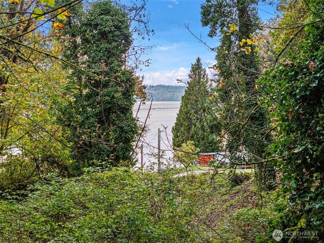 2004 Lybecker Drive NW, Gig Harbor, WA 98332