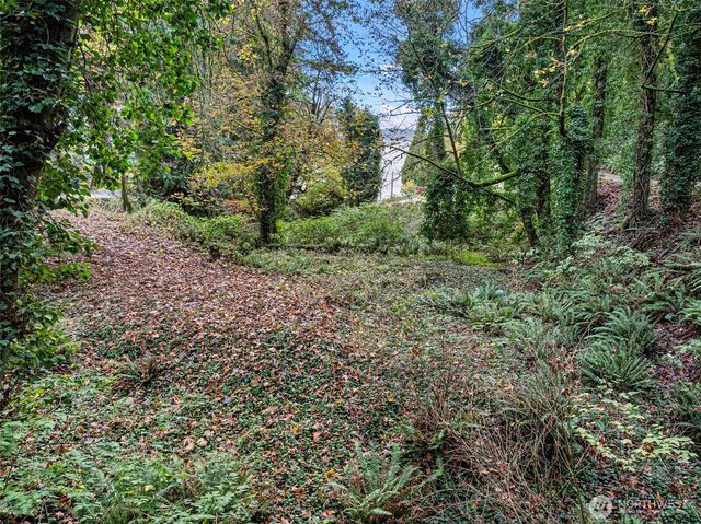 2004 Lybecker Drive NW, Gig Harbor, WA 98332