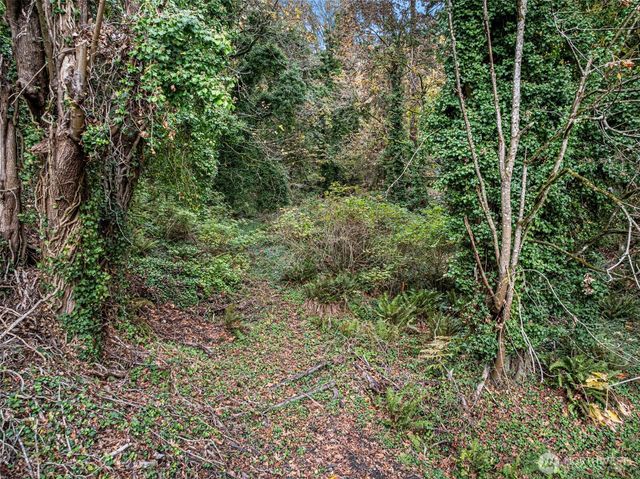 2004 Lybecker Drive NW, Gig Harbor, WA 98332