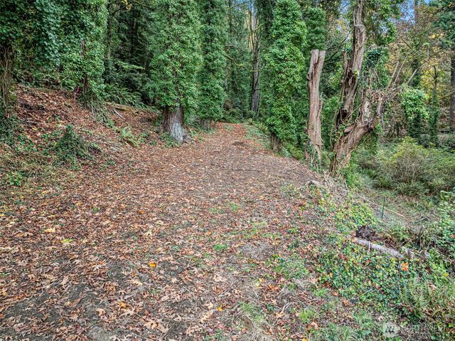 2004 Lybecker Drive NW, Gig Harbor, WA 98332