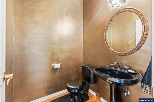 6467 Hogan Dr N, Keizer, OR 97393