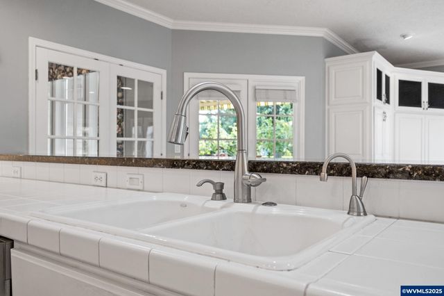 6467 Hogan Dr N, Keizer, OR 97393