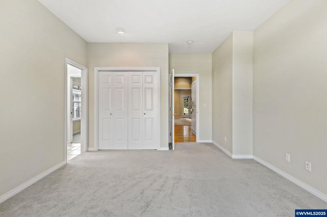 6467 Hogan Dr N, Keizer, OR 97393