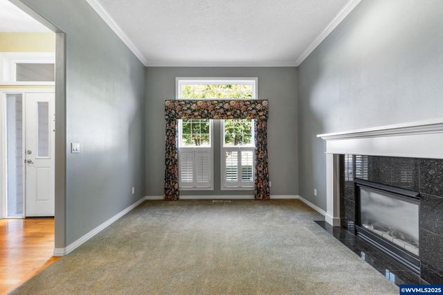 6467 Hogan Dr N, Keizer, OR 97393