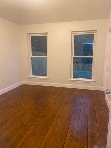 17427 Deer Lake Ave, Baton Rouge, LA 70816