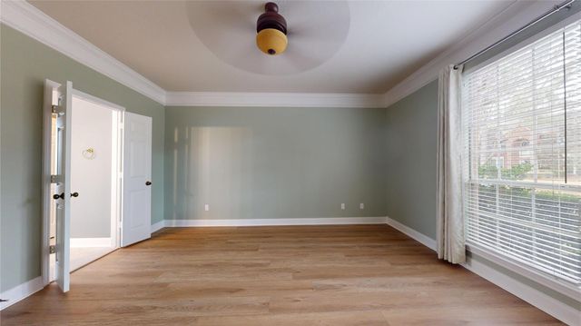 16215 Willowpark Dr, Tomball, TX 77377