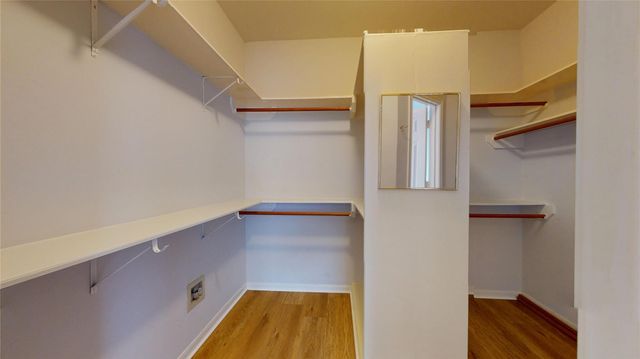 16215 Willowpark Dr, Tomball, TX 77377