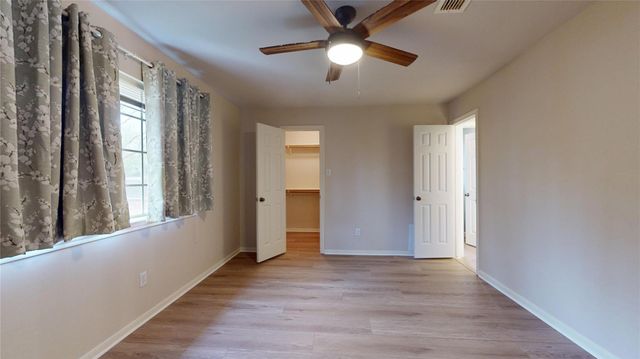 16215 Willowpark Dr, Tomball, TX 77377