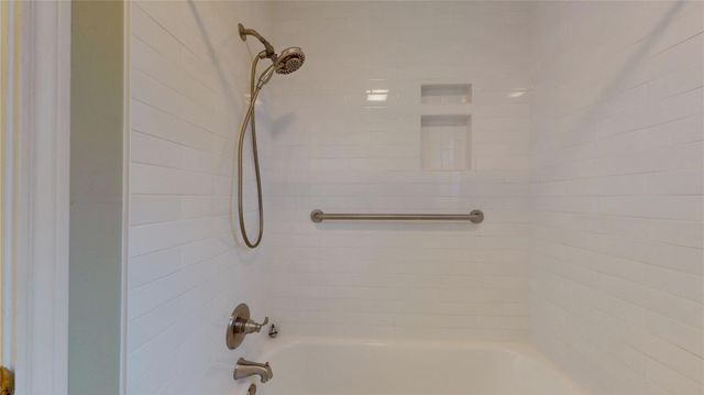 16215 Willowpark Dr, Tomball, TX 77377