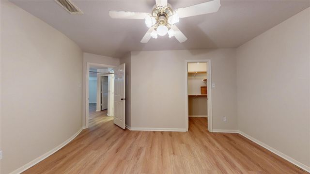 16215 Willowpark Dr, Tomball, TX 77377