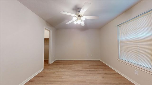 16215 Willowpark Dr, Tomball, TX 77377