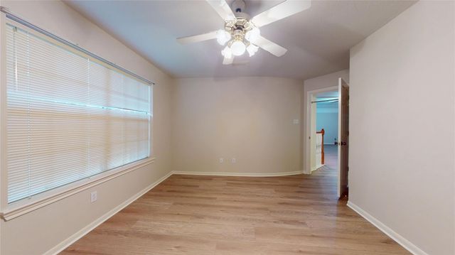 16215 Willowpark Dr, Tomball, TX 77377