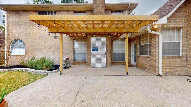 16215 Willowpark Dr, Tomball, TX 77377