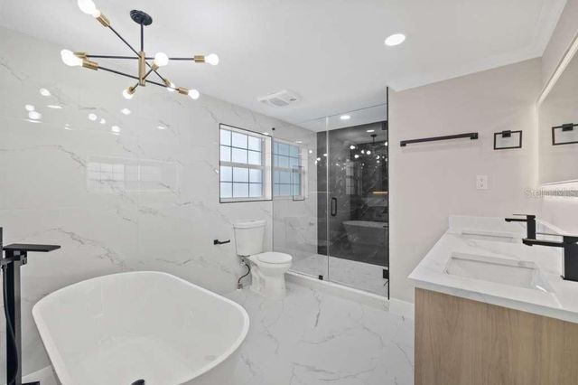 504 DRIFTWOOD DRIVE E, Palm Harbor, FL 34683