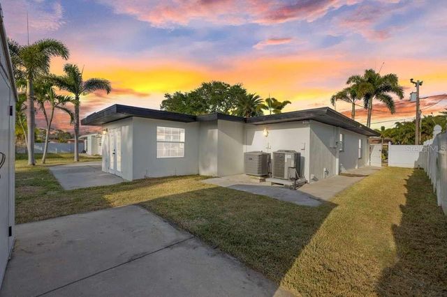 504 DRIFTWOOD DRIVE E, Palm Harbor, FL 34683