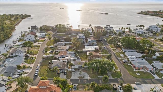 504 DRIFTWOOD DRIVE E, Palm Harbor, FL 34683