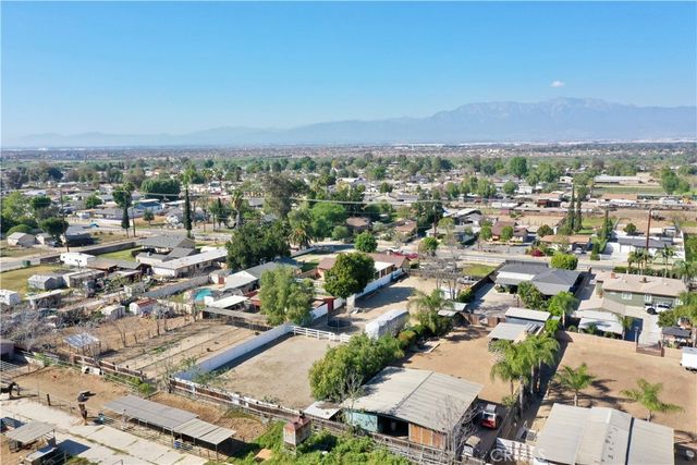 642 7th, Norco, CA 92860